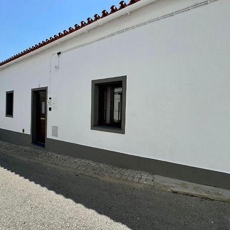 Akonxego&Cia Apartment Mourao Exterior photo